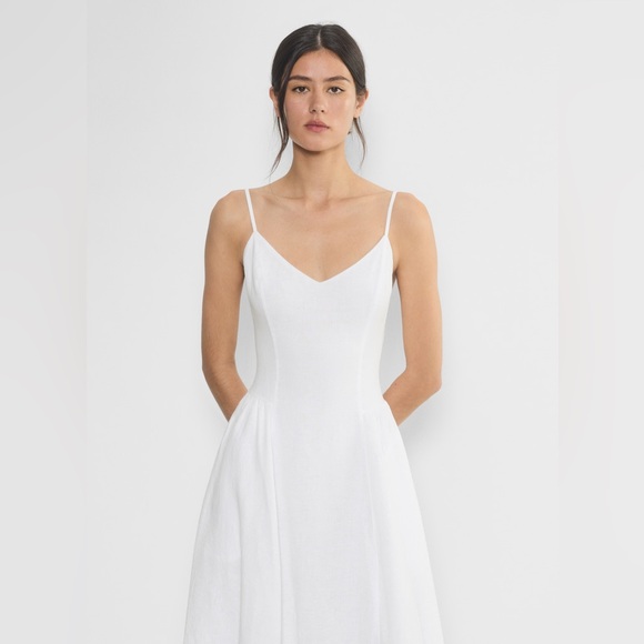Babaton Technique 100% Linen white princess Dress from Aritzia US6 - Picture 2 of 13